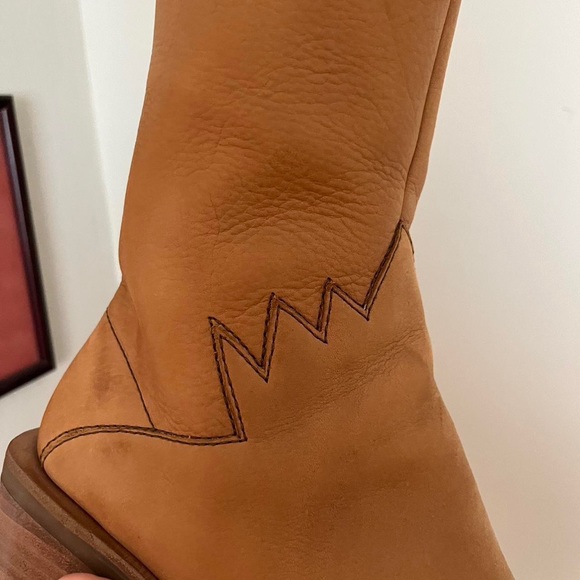 SOLD - Picture 4 of 5